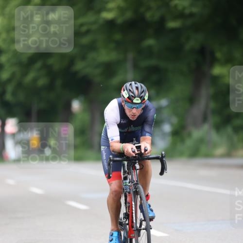 15.06.2025 - 7 Türme Triathlon Yannick Fuchs http://msf.ph/oto/7982358 15.06.2025 11:29:23 Radfahren  meine-sportfotos.de