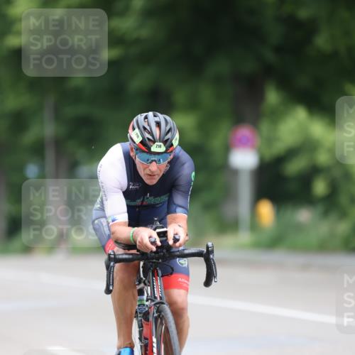 15.06.2025 - 7 Türme Triathlon Yannick Fuchs http://msf.ph/oto/7982370 15.06.2025 11:29:23 Radfahren  meine-sportfotos.de