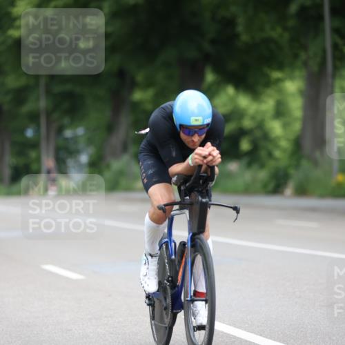15.06.2025 - 7 Türme Triathlon Yannick Fuchs http://msf.ph/oto/7982416 15.06.2025 11:29:28 Radfahren  meine-sportfotos.de