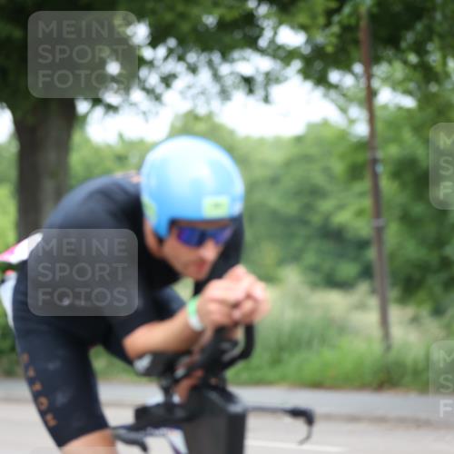 15.06.2025 - 7 Türme Triathlon Yannick Fuchs http://msf.ph/oto/7982432 15.06.2025 11:29:29 Radfahren  meine-sportfotos.de