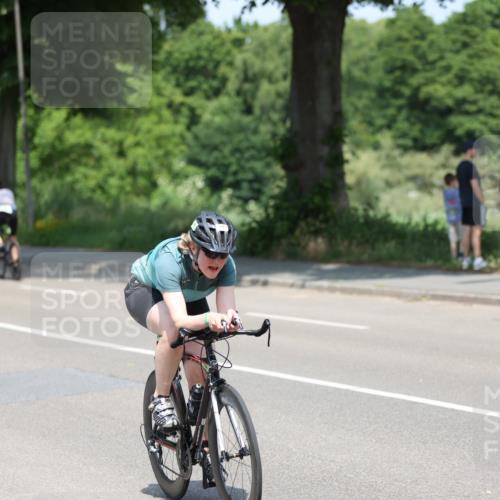 15.06.2025 - 7 Türme Triathlon Yannick Fuchs http://msf.ph/oto/7982488 15.06.2025 12:52:02 Radfahren 309, 537 meine-sportfotos.de