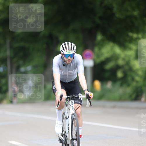 15.06.2025 - 7 Türme Triathlon Yannick Fuchs http://msf.ph/oto/7982543 15.06.2025 11:30:42 Radfahren 277 meine-sportfotos.de