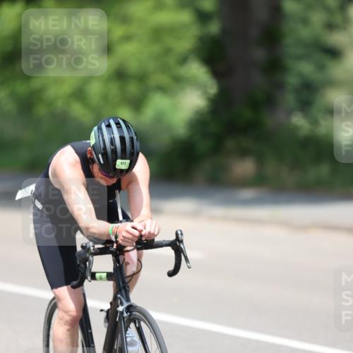 15.06.2025 - 7 Türme Triathlon Yannick Fuchs http://msf.ph/oto/7982579 15.06.2025 12:52:11 Radfahren 500, 537, 622 meine-sportfotos.de