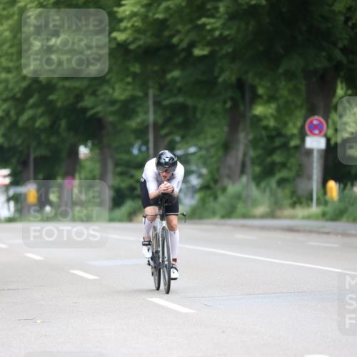 15.06.2025 - 7 Türme Triathlon Yannick Fuchs http://msf.ph/oto/7982608 15.06.2025 11:32:07 Radfahren 313 meine-sportfotos.de