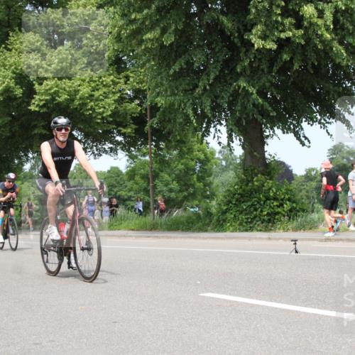 15.06.2025 - 7 Türme Triathlon Yannick Fuchs http://msf.ph/oto/7982650 15.06.2025 13:33:21 Radfahren  meine-sportfotos.de
