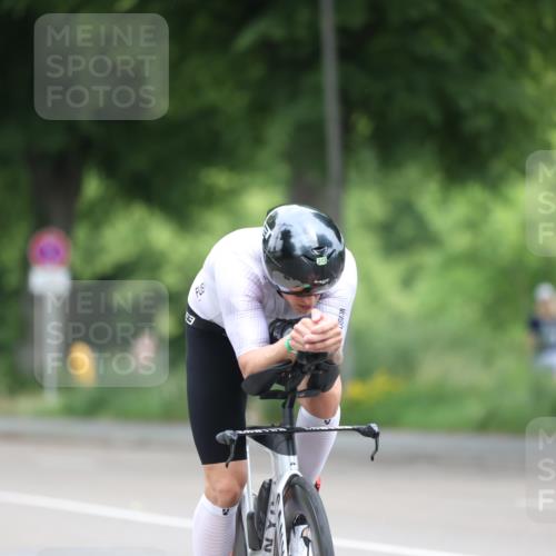 15.06.2025 - 7 Türme Triathlon Yannick Fuchs http://msf.ph/oto/7982654 15.06.2025 11:32:08 Radfahren 313 meine-sportfotos.de