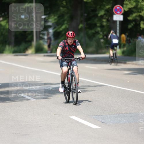15.06.2025 - 7 Türme Triathlon Yannick Fuchs http://msf.ph/oto/7982709 15.06.2025 12:52:17 Radfahren 400, 451, 500 meine-sportfotos.de
