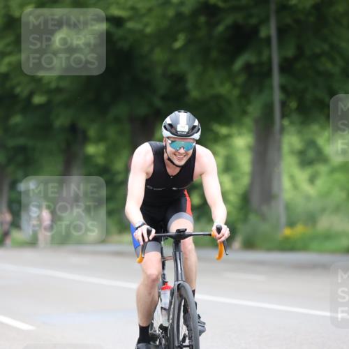 15.06.2025 - 7 Türme Triathlon Yannick Fuchs http://msf.ph/oto/7982746 15.06.2025 11:32:56 Radfahren 222 meine-sportfotos.de