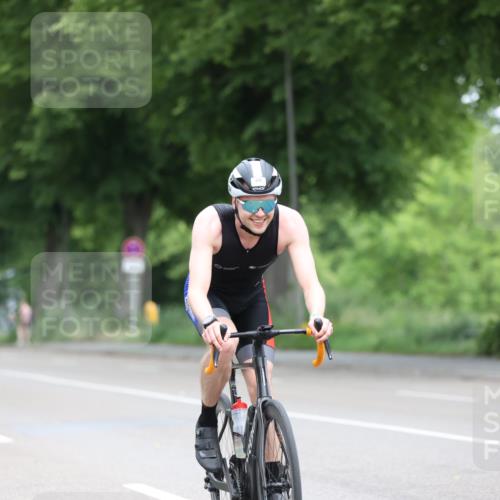 15.06.2025 - 7 Türme Triathlon Yannick Fuchs http://msf.ph/oto/7982752 15.06.2025 11:32:56 Radfahren 222 meine-sportfotos.de