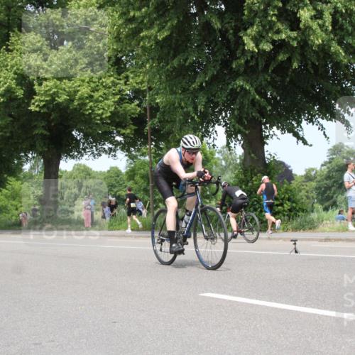 15.06.2025 - 7 Türme Triathlon Yannick Fuchs http://msf.ph/oto/7982816 15.06.2025 13:34:05 Radfahren  meine-sportfotos.de
