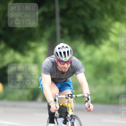 15.06.2025 - 7 Türme Triathlon Yannick Fuchs http://msf.ph/oto/7982844 15.06.2025 11:33:04 Radfahren 337 meine-sportfotos.de