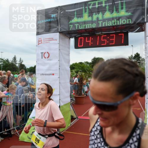 15.06.2025 - 7 Türme Triathlon Michael Strokosch http://msf.ph/oto/7982891 15.06.2025 14:15:37 Ziel 747, 976, 1018, 1076 meine-sportfotos.de