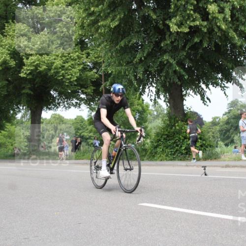 15.06.2025 - 7 Türme Triathlon Yannick Fuchs http://msf.ph/oto/7982902 15.06.2025 13:34:31 Radfahren  meine-sportfotos.de
