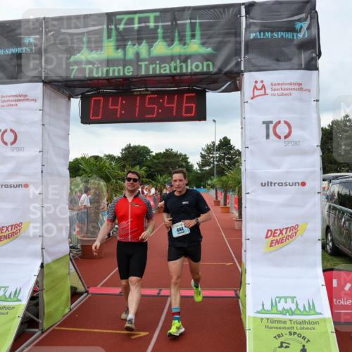 15.06.2025 - 7 Türme Triathlon Michael Strokosch http://msf.ph/oto/7982916 15.06.2025 14:15:46 Ziel 644, 1137 meine-sportfotos.de
