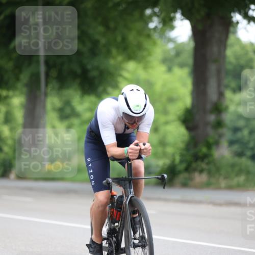 15.06.2025 - 7 Türme Triathlon Yannick Fuchs http://msf.ph/oto/7982930 15.06.2025 11:33:57 Radfahren 286 meine-sportfotos.de