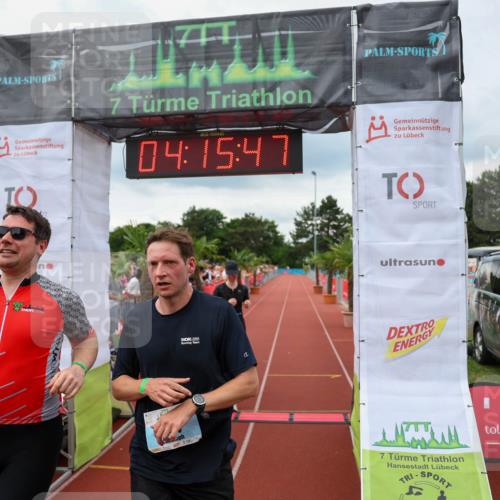 15.06.2025 - 7 Türme Triathlon Michael Strokosch http://msf.ph/oto/7982931 15.06.2025 14:15:46 Ziel 644, 1137 meine-sportfotos.de