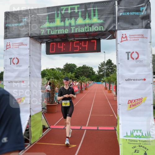 15.06.2025 - 7 Türme Triathlon Michael Strokosch http://msf.ph/oto/7982936 15.06.2025 14:15:47 Ziel 644, 1137 meine-sportfotos.de