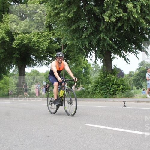 15.06.2025 - 7 Türme Triathlon Yannick Fuchs http://msf.ph/oto/7982946 15.06.2025 13:34:37 Radfahren  meine-sportfotos.de