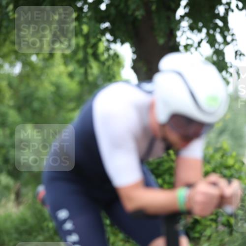 15.06.2025 - 7 Türme Triathlon Yannick Fuchs http://msf.ph/oto/7982965 15.06.2025 11:33:57 Radfahren 286 meine-sportfotos.de