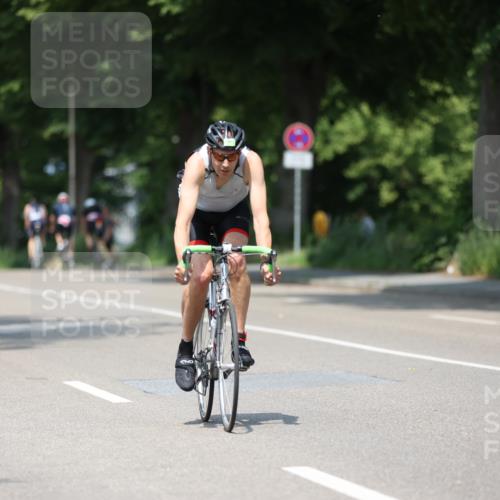15.06.2025 - 7 Türme Triathlon Yannick Fuchs http://msf.ph/oto/7982967 15.06.2025 12:52:46 Radfahren 631 meine-sportfotos.de