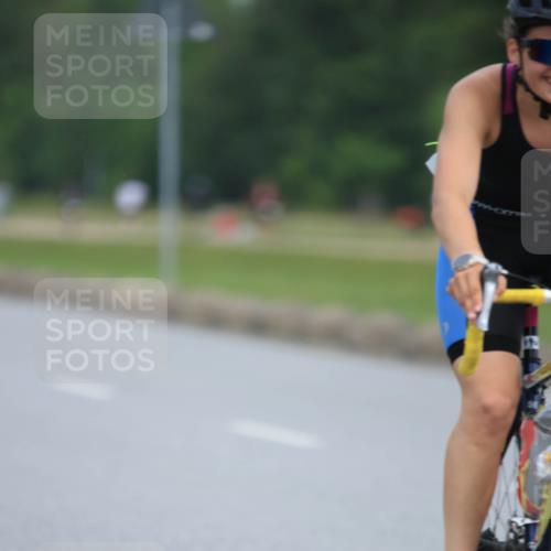 15.06.2025 - 27. Vierlanden-Triathlon H.Heesch http://msf.ph/oto/7982971 15.06.2025 10:54:23 Radfahren 123, 635 meine-sportfotos.de
