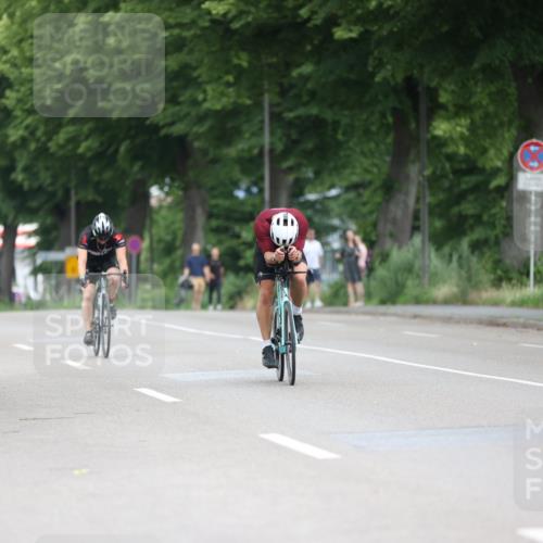 15.06.2025 - 7 Türme Triathlon Yannick Fuchs http://msf.ph/oto/7982989 15.06.2025 11:34:13 Radfahren 297, 334 meine-sportfotos.de