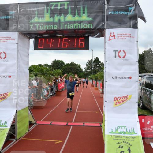15.06.2025 - 7 Türme Triathlon Michael Strokosch http://msf.ph/oto/7982995 15.06.2025 14:16:15 Ziel 735, 834, 1005 meine-sportfotos.de