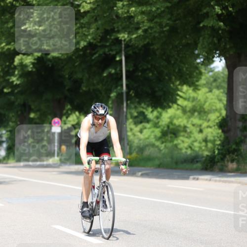 15.06.2025 - 7 Türme Triathlon Yannick Fuchs http://msf.ph/oto/7982997 15.06.2025 12:52:47 Radfahren 631 meine-sportfotos.de