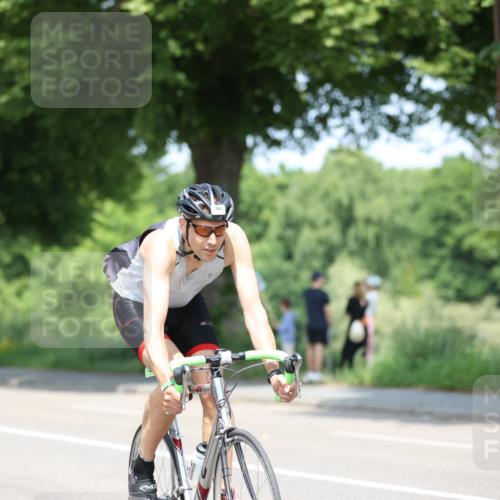 15.06.2025 - 7 Türme Triathlon Yannick Fuchs http://msf.ph/oto/7983003 15.06.2025 12:52:47 Radfahren 631 meine-sportfotos.de