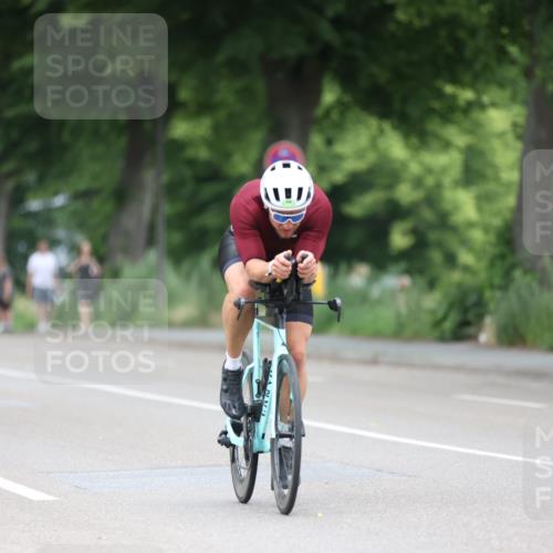 15.06.2025 - 7 Türme Triathlon Yannick Fuchs http://msf.ph/oto/7983019 15.06.2025 11:34:14 Radfahren 297, 334 meine-sportfotos.de