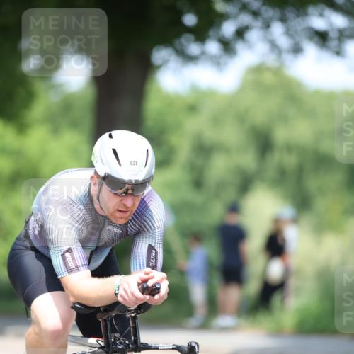 15.06.2025 - 7 Türme Triathlon Yannick Fuchs http://msf.ph/oto/7983055 15.06.2025 12:52:52 Radfahren 631, 653 meine-sportfotos.de