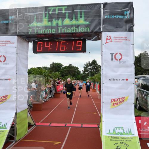 15.06.2025 - 7 Türme Triathlon Michael Strokosch http://msf.ph/oto/7983067 15.06.2025 14:16:19 Ziel 735, 834, 959, 1005 meine-sportfotos.de