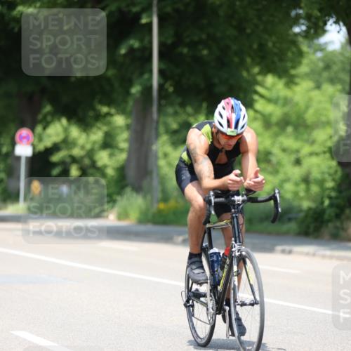 15.06.2025 - 7 Türme Triathlon Yannick Fuchs http://msf.ph/oto/7983080 15.06.2025 12:52:53 Radfahren 241, 631, 653 meine-sportfotos.de