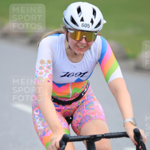 15.06.2025 - 27. Vierlanden-Triathlon H.Heesch http://msf.ph/oto/7983108 15.06.2025 10:55:05 Radfahren 20, 72, 174, 216, 546, 605 meine-sportfotos.de