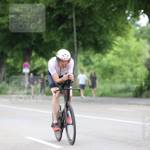 15.06.2025 - 7 Türme Triathlon Yannick Fuchs http://msf.ph/oto/7983130 15.06.2025 11:34:48 Radfahren 224, 250 meine-sportfotos.de