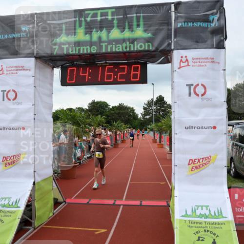 15.06.2025 - 7 Türme Triathlon Michael Strokosch http://msf.ph/oto/7983256 15.06.2025 14:16:28 Ziel 790, 959, 980 meine-sportfotos.de