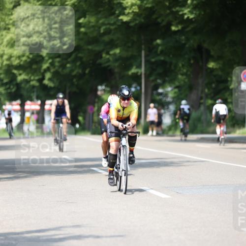 15.06.2025 - 7 Türme Triathlon Yannick Fuchs http://msf.ph/oto/7983322 15.06.2025 12:53:09 Radfahren 255, 265, 341, 470, 608 meine-sportfotos.de