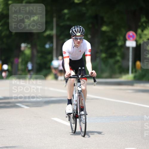 15.06.2025 - 7 Türme Triathlon Yannick Fuchs http://msf.ph/oto/7983469 15.06.2025 12:53:16 Radfahren 341, 470 meine-sportfotos.de