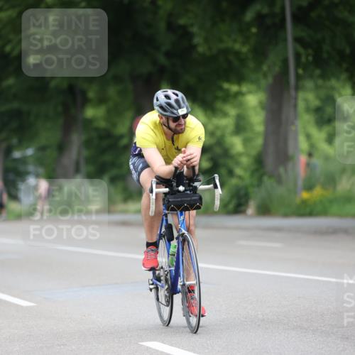15.06.2025 - 7 Türme Triathlon Yannick Fuchs http://msf.ph/oto/7983502 15.06.2025 11:36:17 Radfahren 304, 307 meine-sportfotos.de