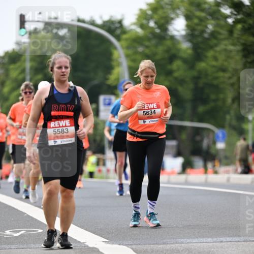 15.06.2025 - REWE Women's Run Dr. Thomas Lammeyer http://msf.ph/oto/7983507 15.06.2025 10:46:41 Laufen 5583, 5634 meine-sportfotos.de