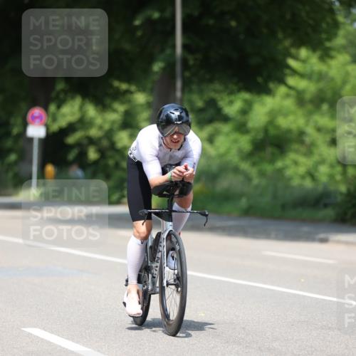 15.06.2025 - 7 Türme Triathlon Yannick Fuchs http://msf.ph/oto/7983525 15.06.2025 12:53:25 Radfahren 373 meine-sportfotos.de
