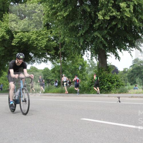 15.06.2025 - 7 Türme Triathlon Yannick Fuchs http://msf.ph/oto/7983527 15.06.2025 13:37:52 Radfahren  meine-sportfotos.de