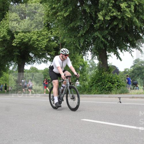 15.06.2025 - 7 Türme Triathlon Yannick Fuchs http://msf.ph/oto/7983577 15.06.2025 13:38:01 Radfahren  meine-sportfotos.de