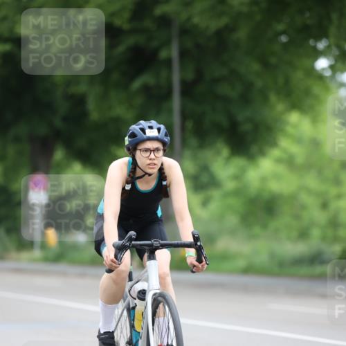 15.06.2025 - 7 Türme Triathlon Yannick Fuchs http://msf.ph/oto/7983619 15.06.2025 11:37:10 Radfahren 251, 295 meine-sportfotos.de
