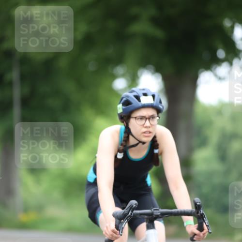 15.06.2025 - 7 Türme Triathlon Yannick Fuchs http://msf.ph/oto/7983642 15.06.2025 11:37:11 Radfahren 251, 295 meine-sportfotos.de