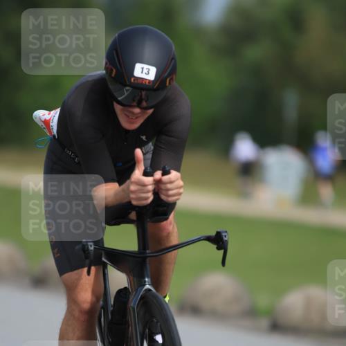 15.06.2025 - 27. Vierlanden-Triathlon H.Heesch http://msf.ph/oto/7983714 15.06.2025 11:17:41 Radfahren 13, 148, 153, 720, 947 meine-sportfotos.de