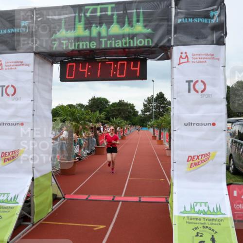 15.06.2025 - 7 Türme Triathlon Michael Strokosch http://msf.ph/oto/7983720 15.06.2025 14:17:04 Ziel 580, 726 meine-sportfotos.de