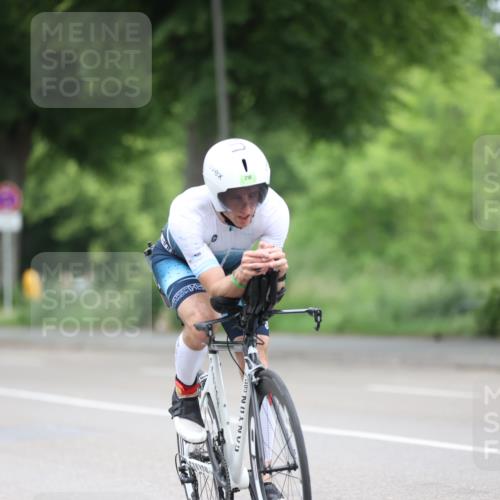 15.06.2025 - 7 Türme Triathlon Yannick Fuchs http://msf.ph/oto/7983723 15.06.2025 11:37:33 Radfahren 201, 210 meine-sportfotos.de