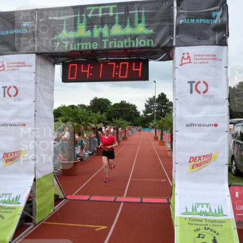 15.06.2025 - 7 Türme Triathlon Michael Strokosch http://msf.ph/oto/7983731 15.06.2025 14:17:04 Ziel 580, 726 meine-sportfotos.de