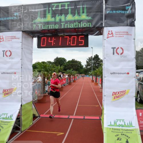 15.06.2025 - 7 Türme Triathlon Michael Strokosch http://msf.ph/oto/7983742 15.06.2025 14:17:05 Ziel 580, 726 meine-sportfotos.de